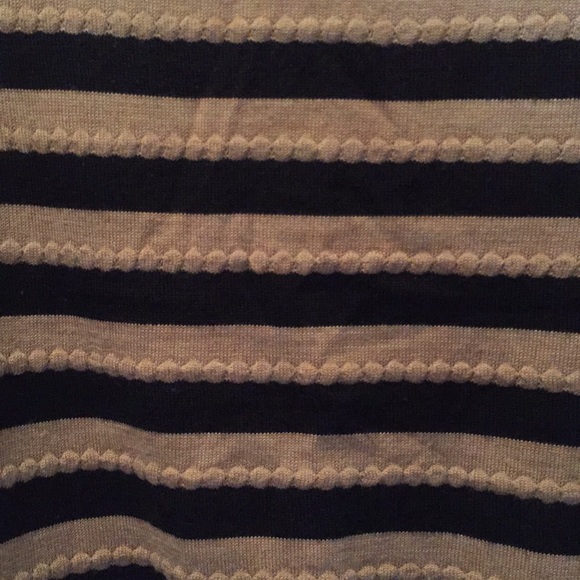 Ann Taylor Loft | Mid- Sleeve Length Light Sweater - Picture 4 of 4